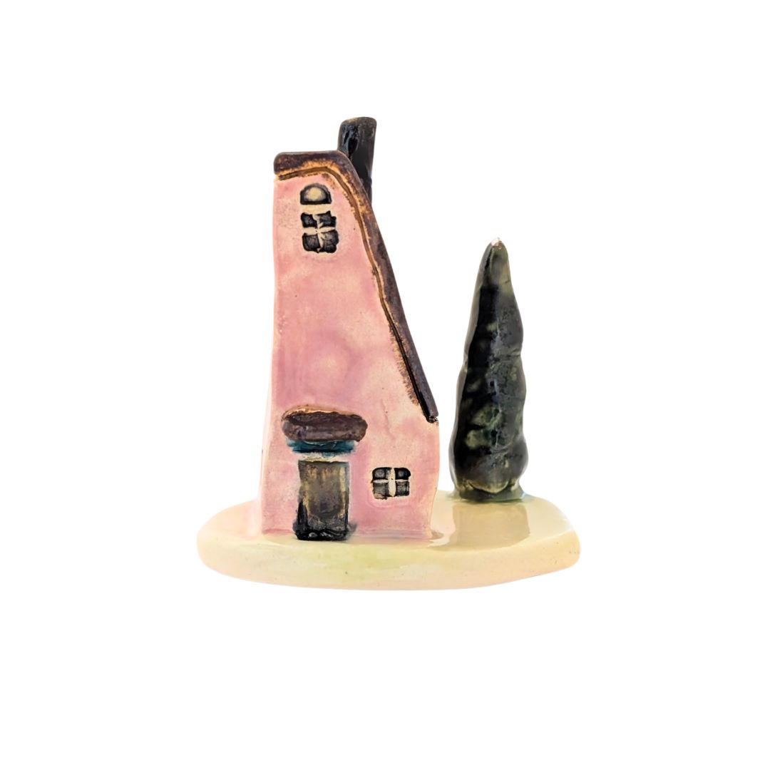 MARIA COUNTS - TINY PINK HOLIDAY HOUSE - CERAMIC - 2.5 X 2.25