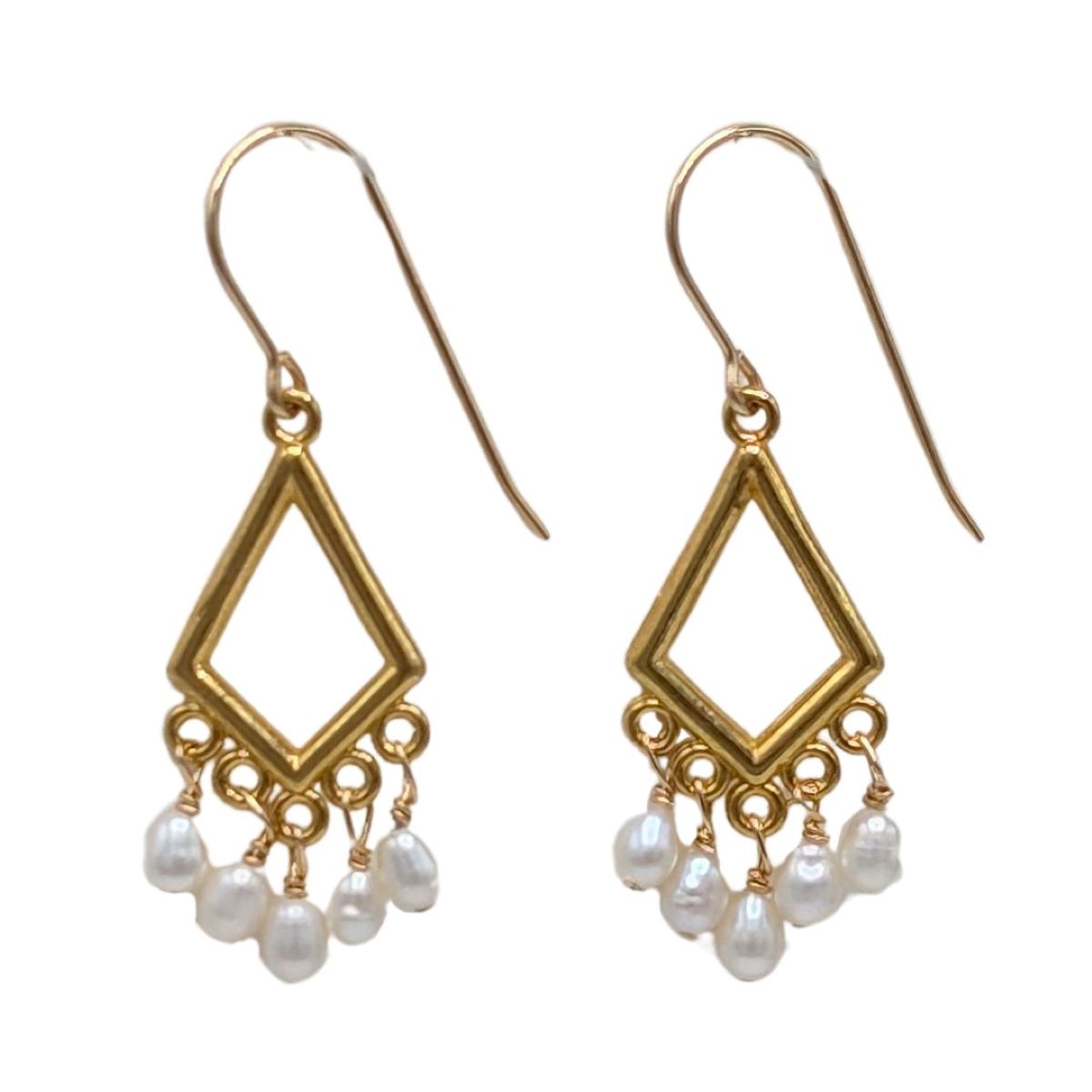 ELIZABETH NADLER - SMALL PEARL CHANDELIER EARRINGS - PEARL, GOLD